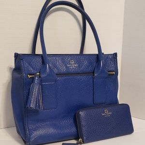 Beautiful Kate Spade Tote and matching wallet